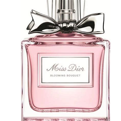 miss dior blooming bouquet natural spray|Miss Dior Blooming bouquet original.